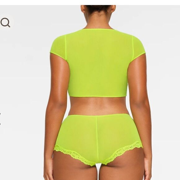 SKIMS NWT SUMMER MESH SUPER CROPPED TOP - Picture 2 of 5